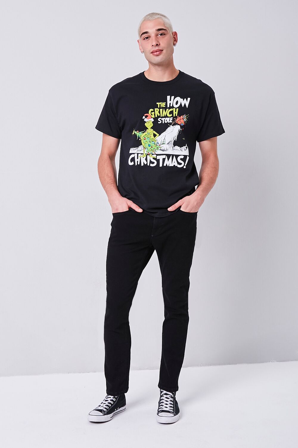  Forever 21 The Grinch Graphic Crew Neck Tee - black multi - Bonton