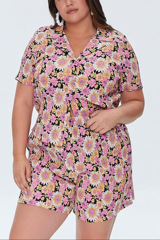 Plus Size Floral Print Shorts