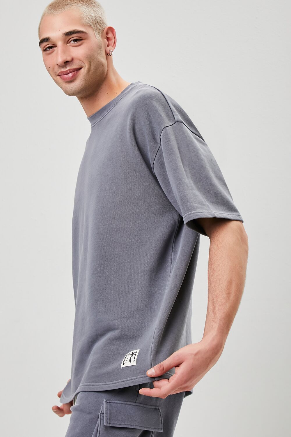  Forever 21 Palm Tree Patch Graphic Tee - charcoal - Bonton