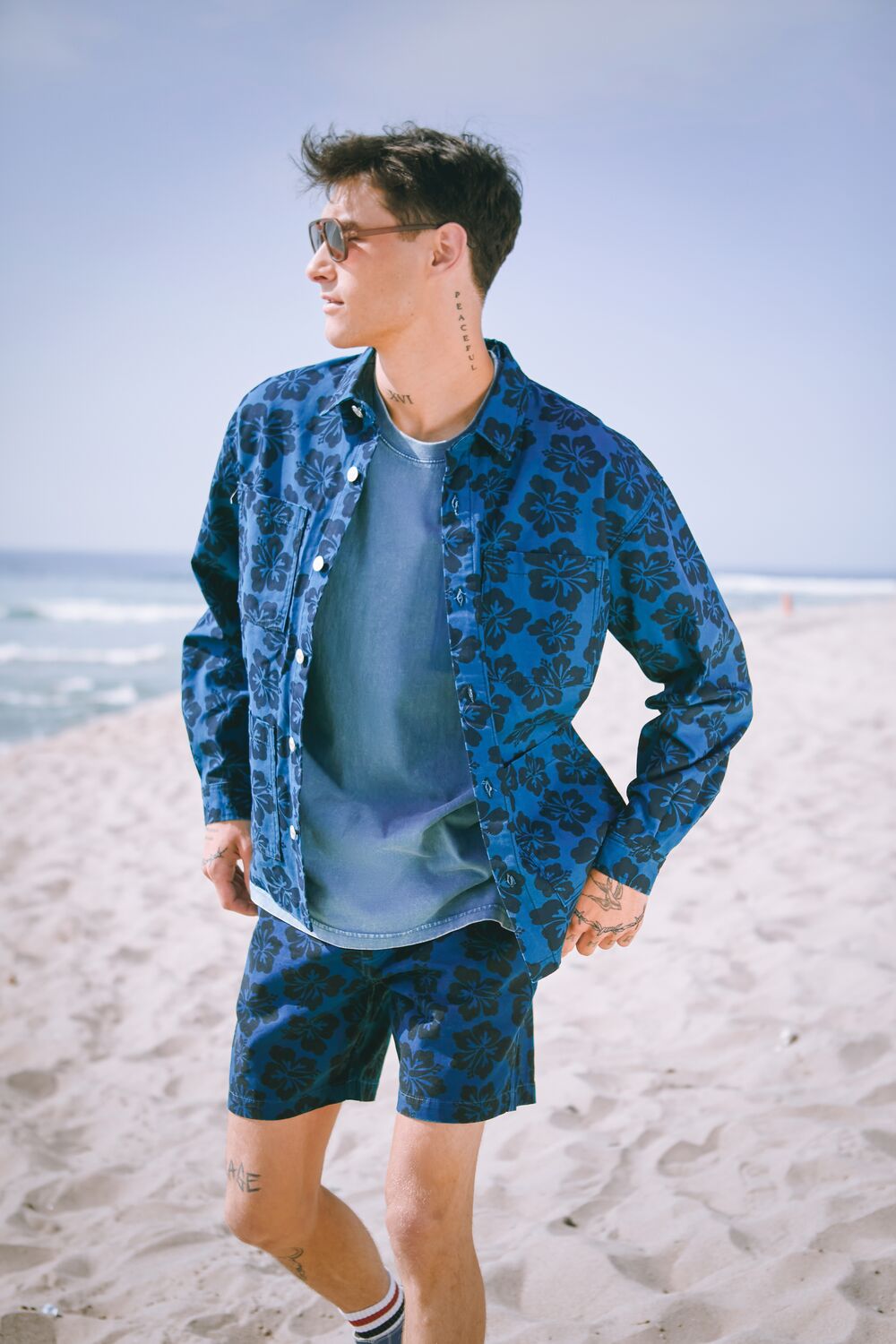  Forever 21 Tropical Floral Print Jacket - blue-black-swatch - Bonton