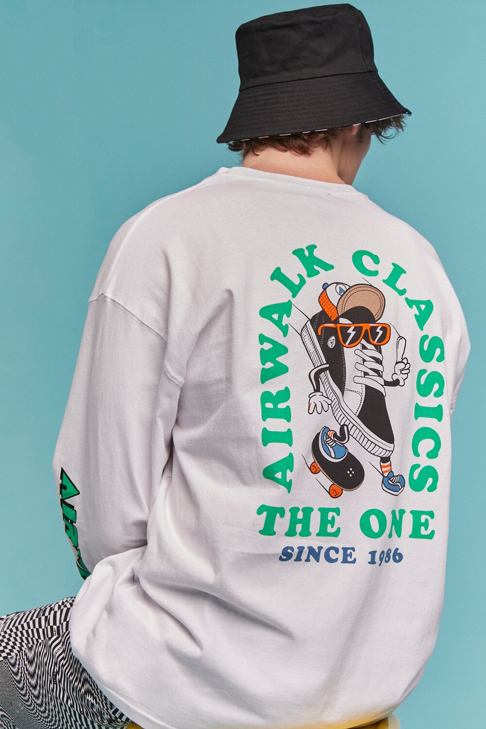  Forever 21 Airwalk Skateboard Long-Sleeve Tee - white multi - Bonton