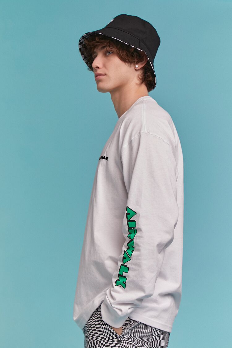  Forever 21 Airwalk Skateboard Long-Sleeve Tee - white multi - Bonton