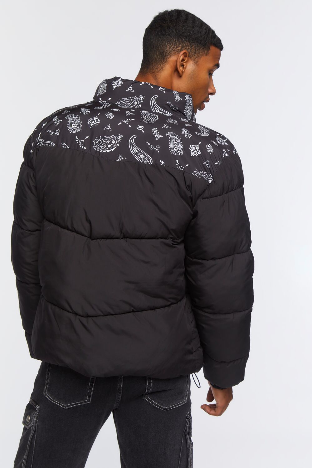  Forever 21 Paisley Print Puffer Jacket - black-white - Bonton