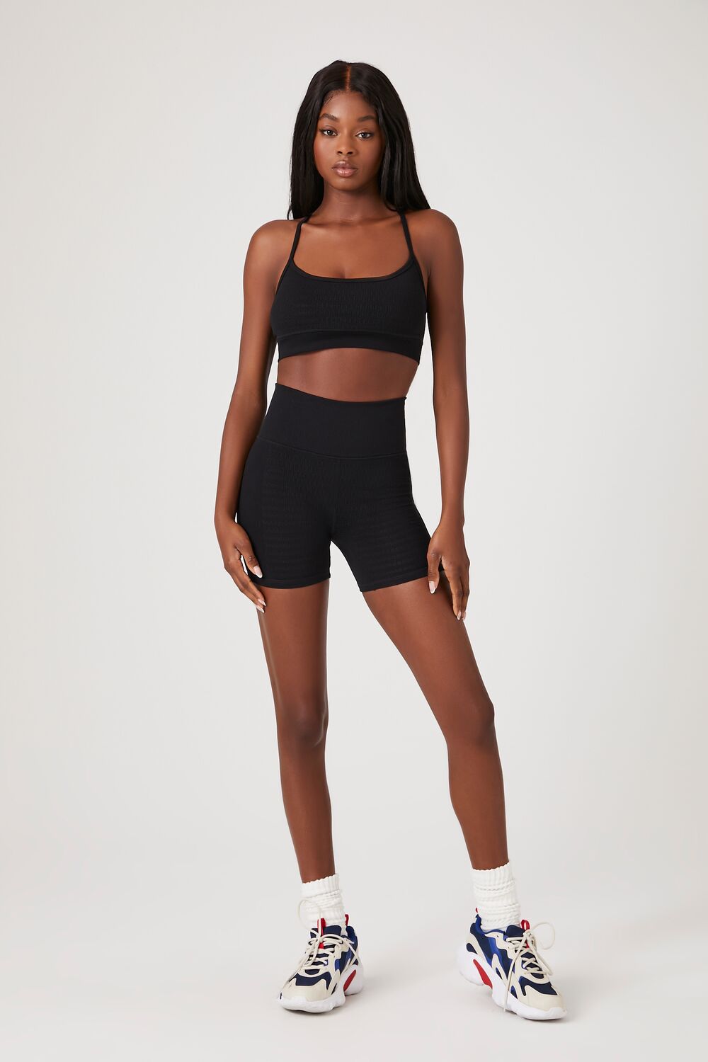  Forever 21 Seamless Crisscross Sports Bra - black - Bonton