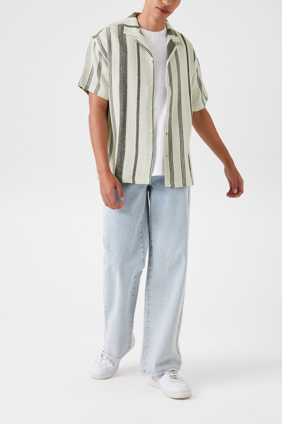  Forever 21 Striped Short-Sleeve Shirt - black white - Bonton