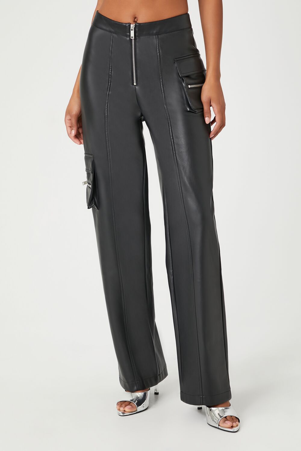  Forever 21 Faux Leather Cargo Ankle Pants - black - Bonton