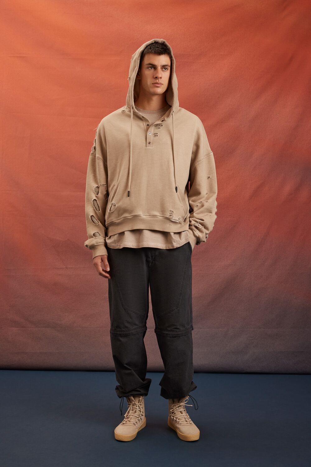  Forever 21 Unisex Rebel Moon Distressed Hoodie - beige - Bonton