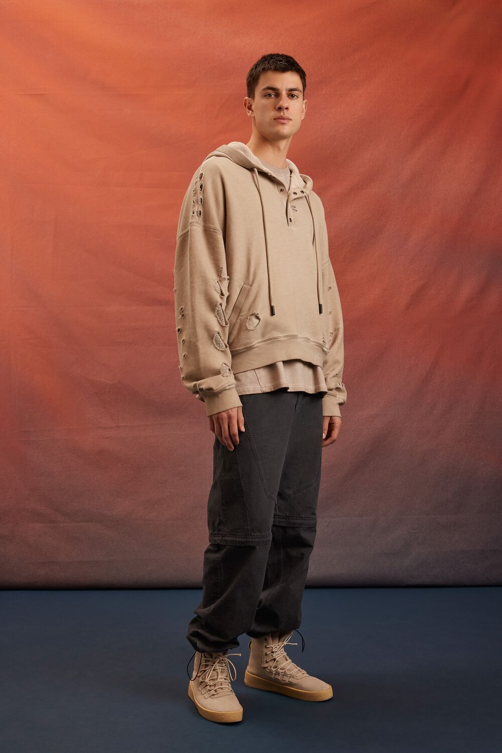  Forever 21 Unisex Rebel Moon Distressed Hoodie - beige - Bonton