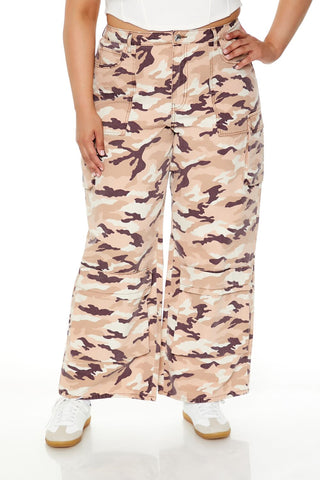 Plus Size Leaf Print Cargo Pants