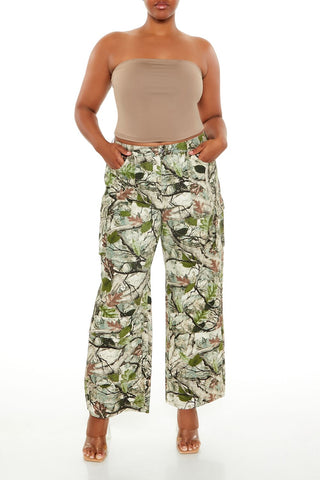 Plus Size Leaf Print Cargo Pants