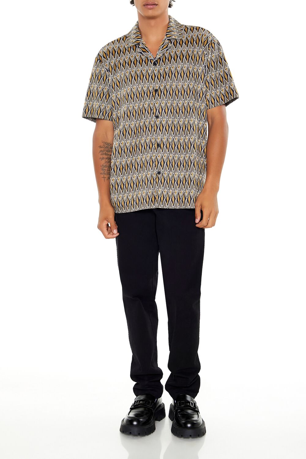 Forever 21 Geo Print Button-Up Shirt - deep taupe multi - Bonton