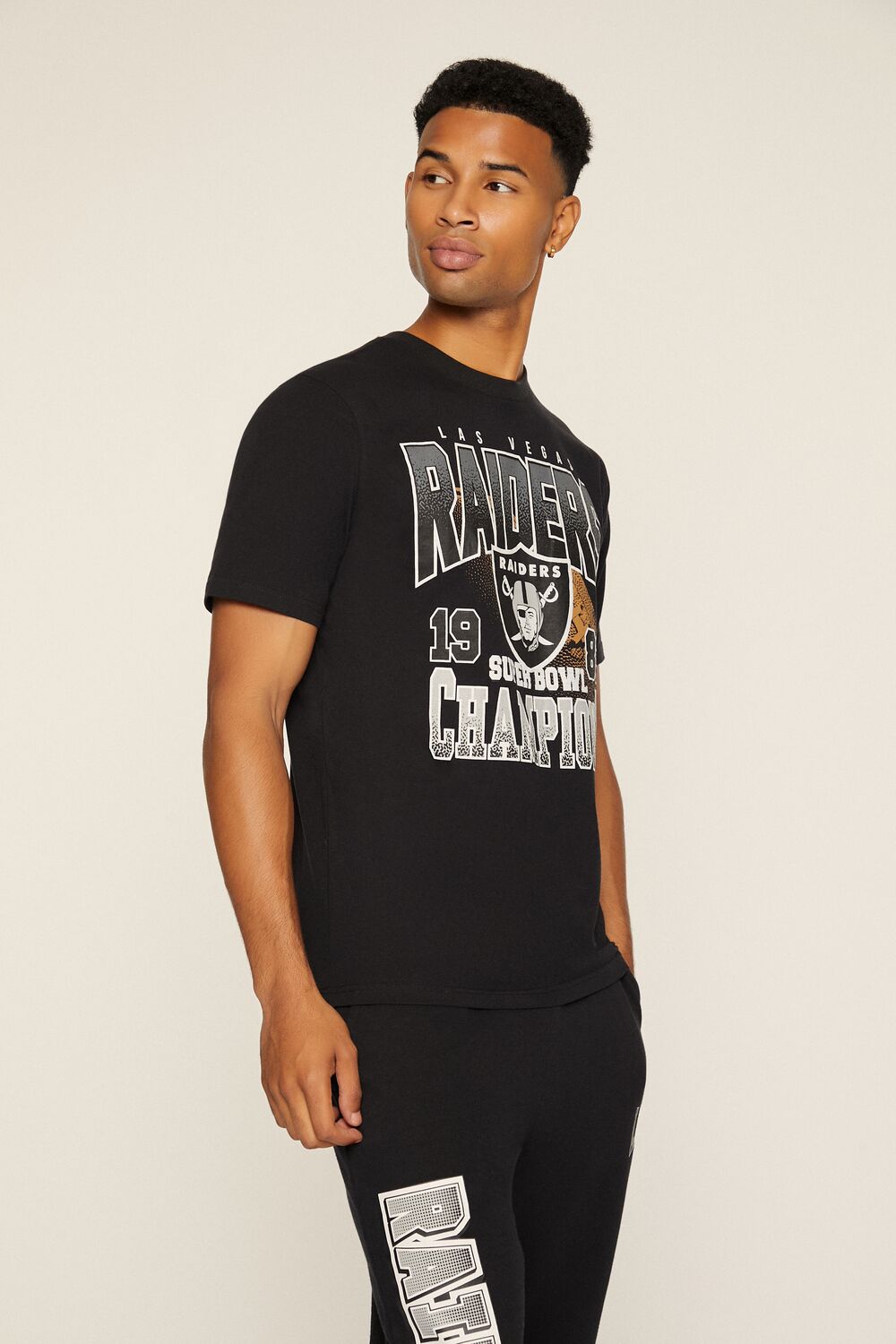  Forever 21 Las Vegas Raiders Graphic Tee - black multi - Bonton