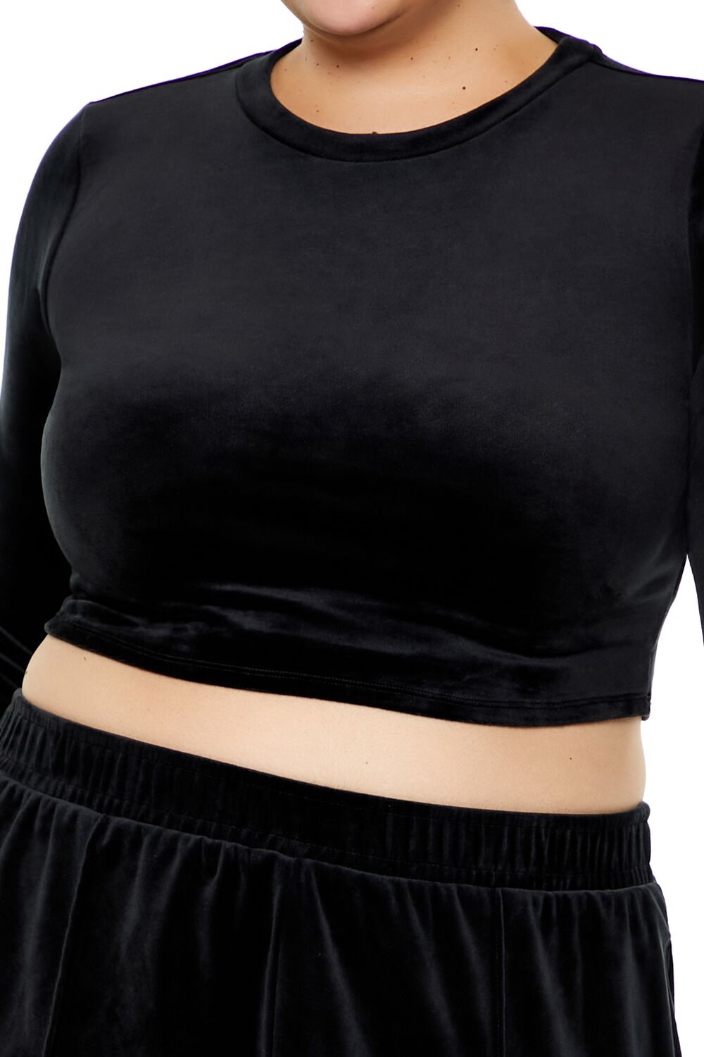  Forever 21 Plus Size Velour Crop Top - black - Bonton
