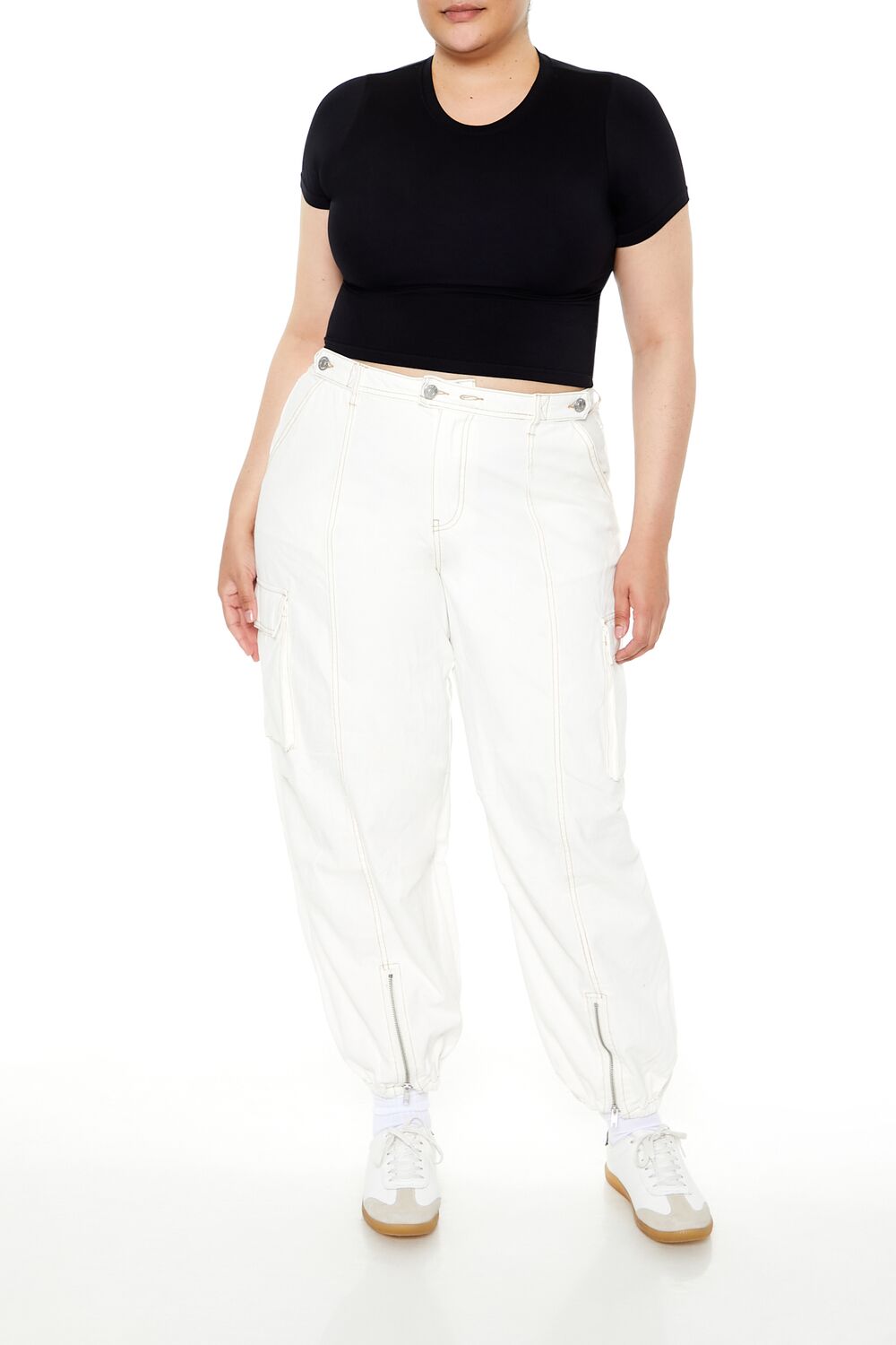  Forever 21 Plus Size High-Rise Cargo Joggers - white - Bonton