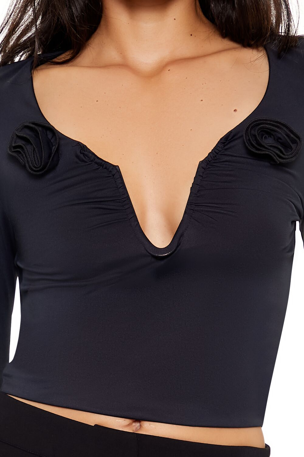  Forever 21 Rosette Long-Sleeve Crop Top - black - Bonton