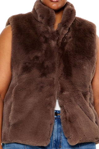 Plus Size Faux Fur Vest