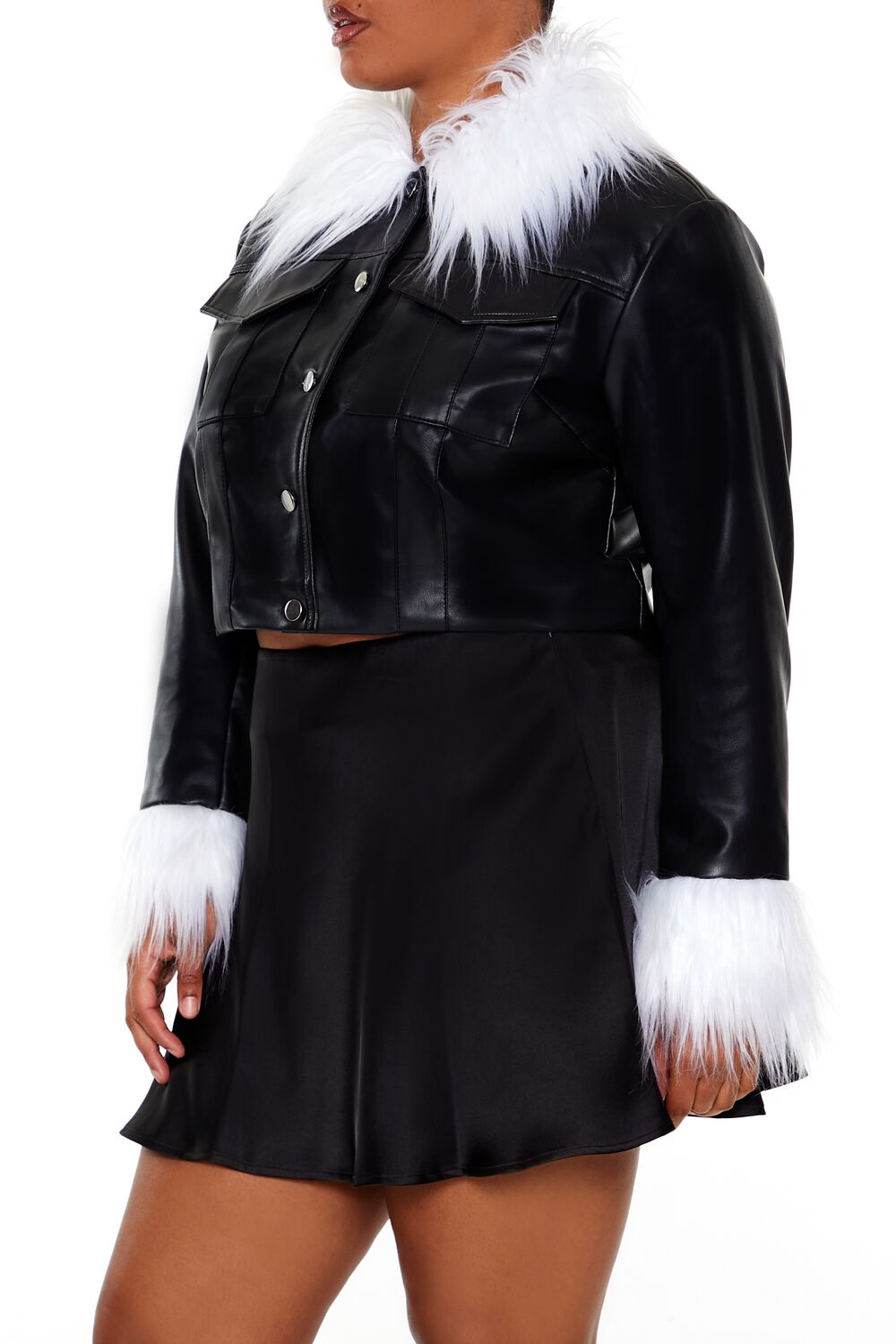  Forever 21 Plus Size Faux Fur-Trim Shacket - black-white - Bonton