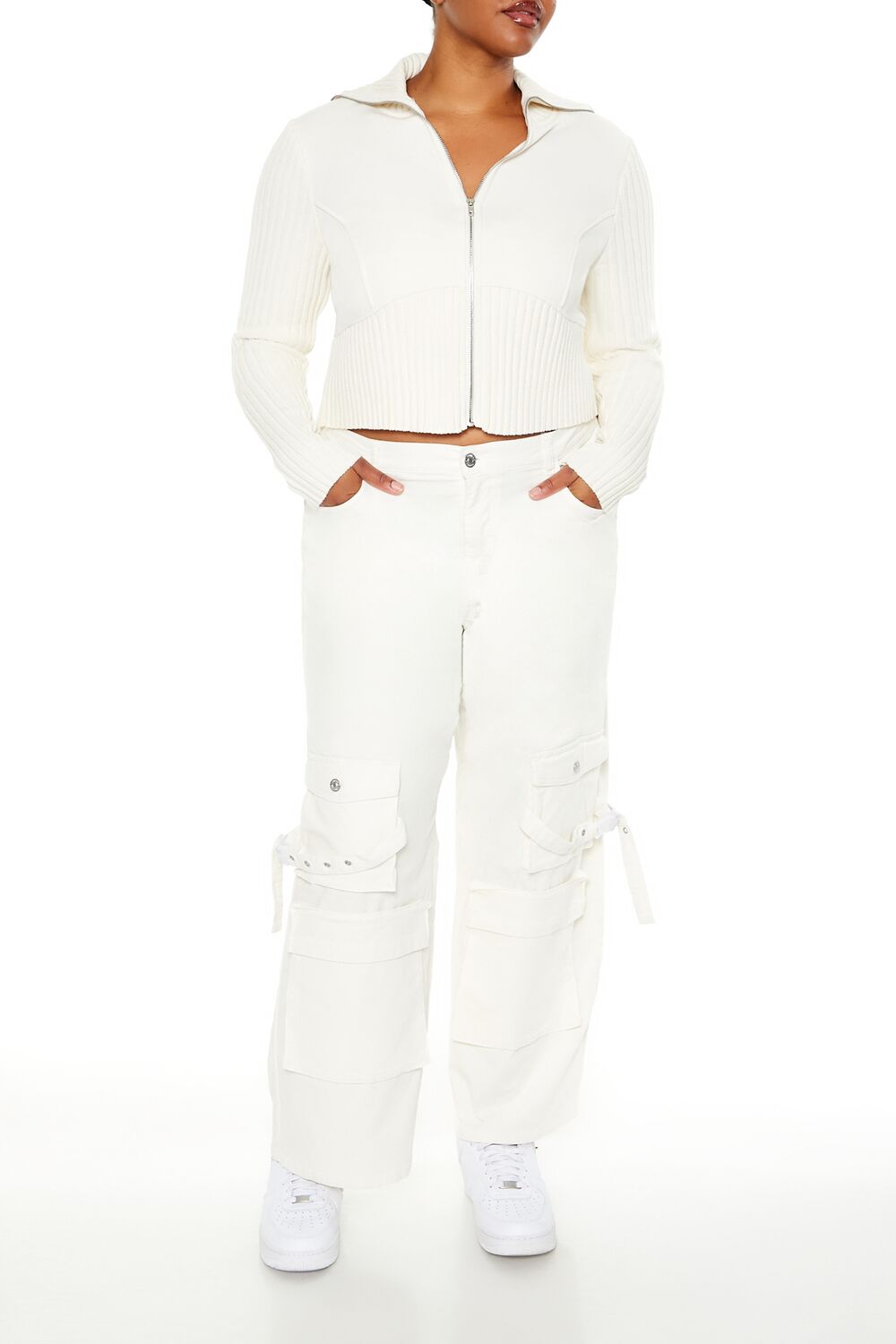  Forever 21 Plus Size Velvet Cargo Pants - seashell - Bonton