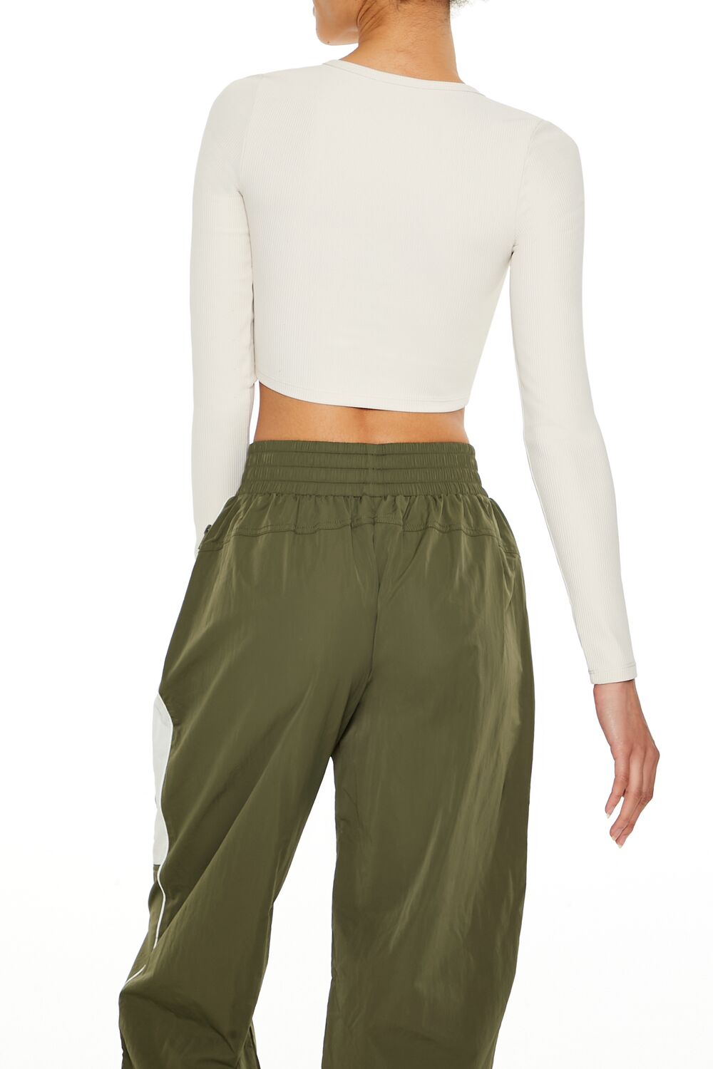  Forever 21 Active Ruched Crop Top - birch - Bonton