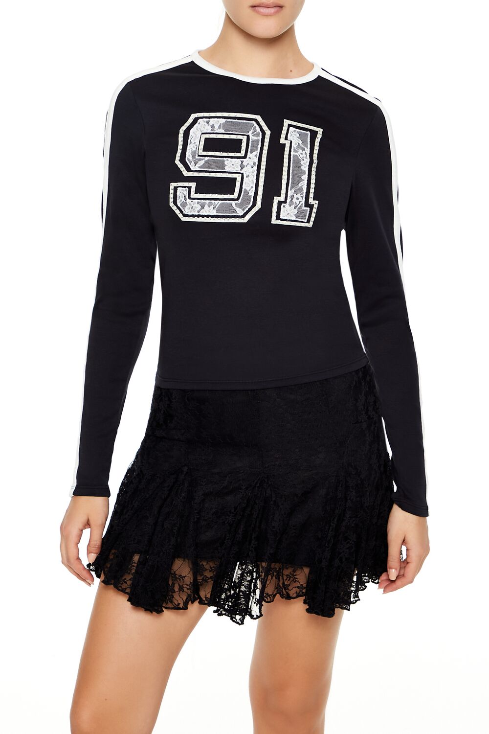  Forever 21 Rhinestone Lace 91 Tee - black multi - Bonton