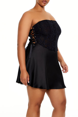 Plus Size Lace-Up Tube Top