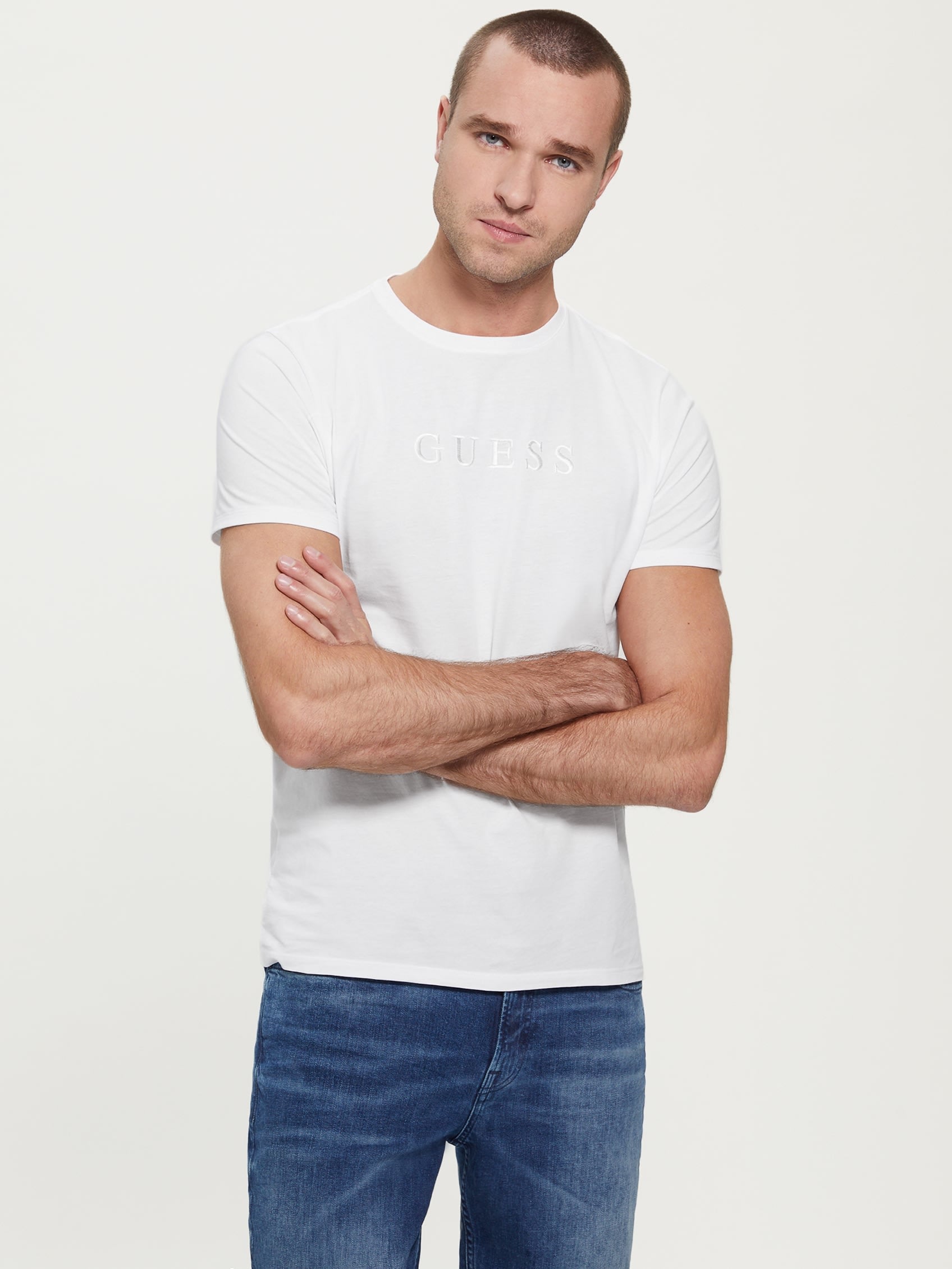  Guess Men's Embroidered Logo Tee - Pure White - Bonton