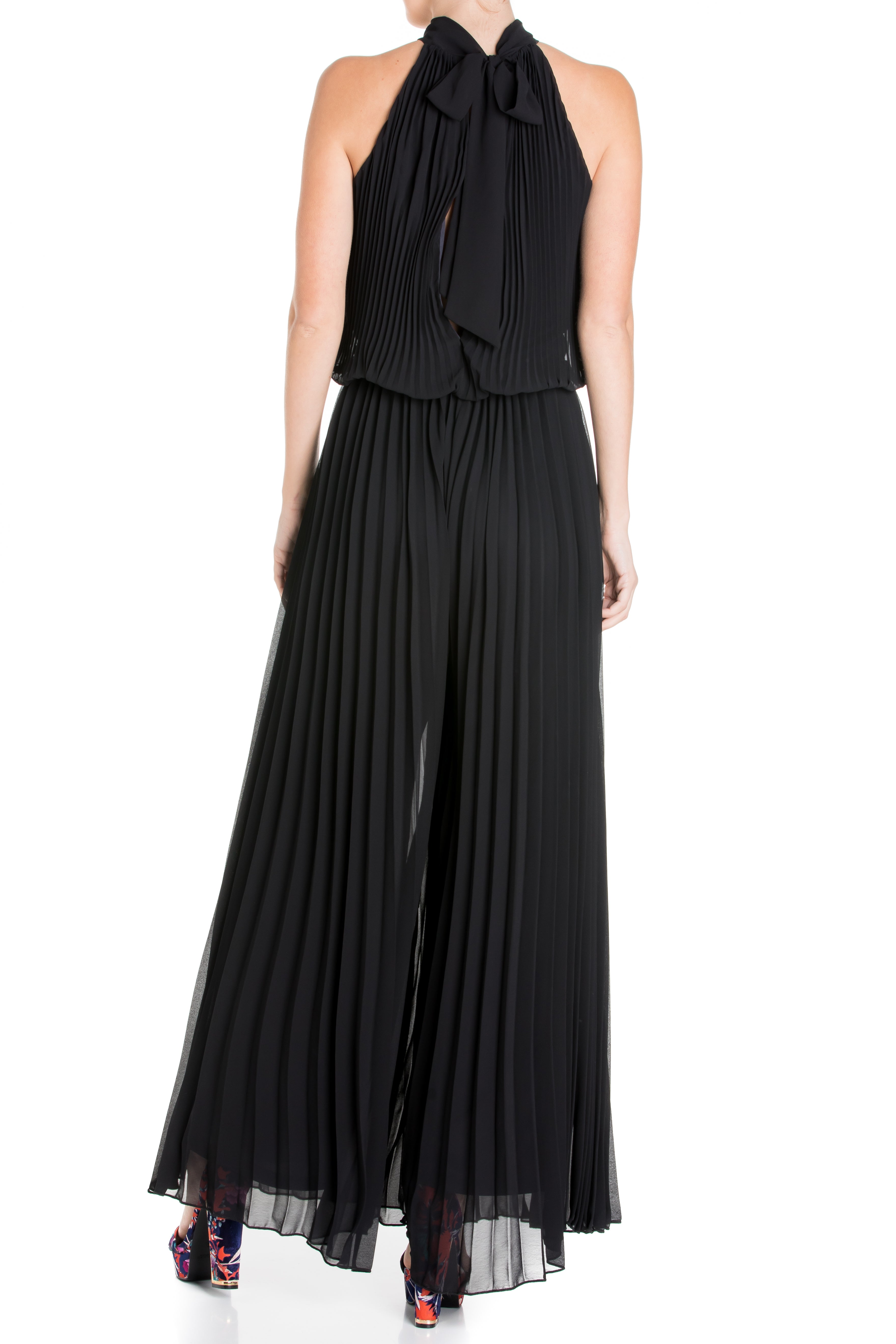  Meghan Los Angeles Wild Orchid Pleat Jumpsuit - Black - Bonton