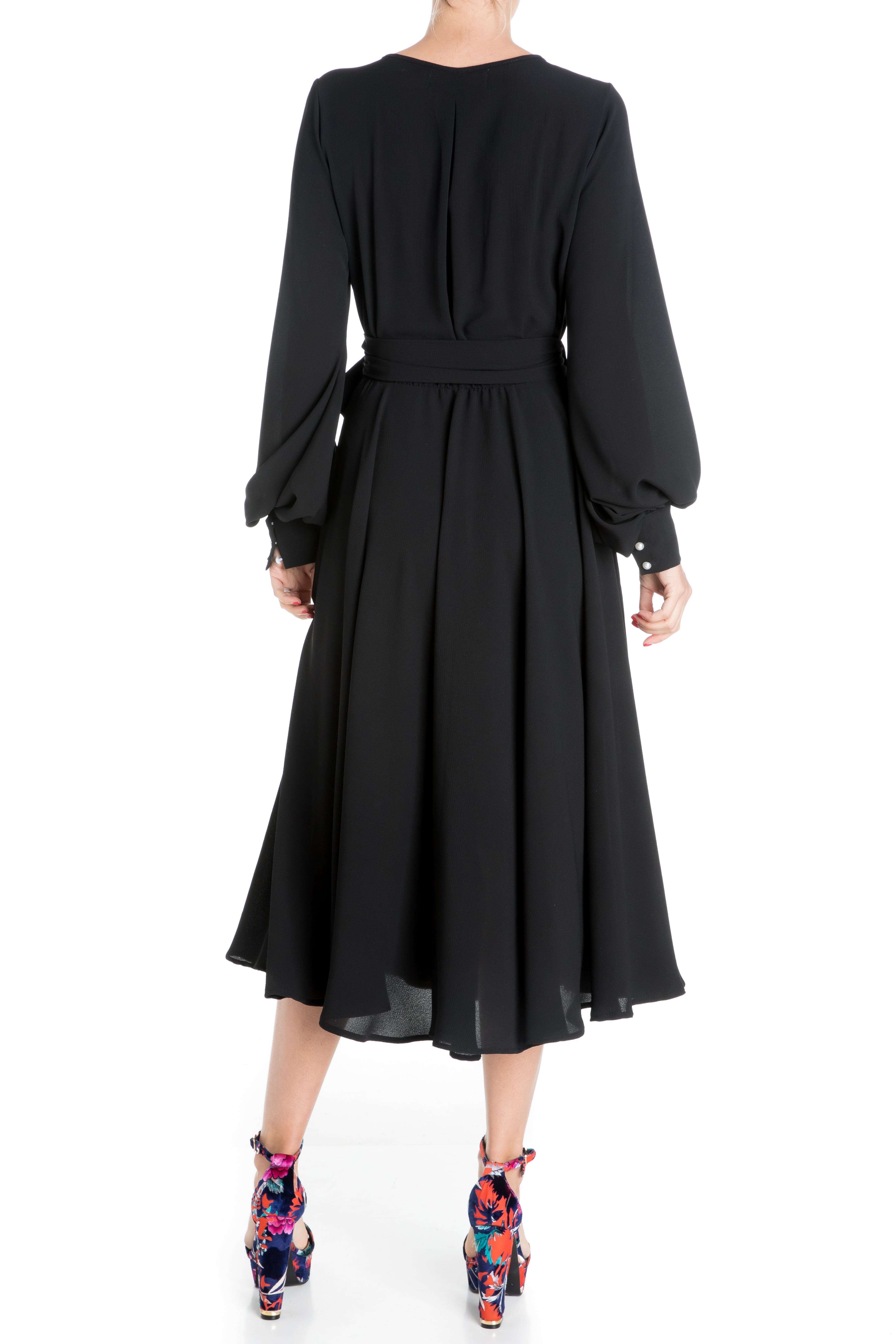  Meghan Los Angeles LilyPad Midi Dress - Black - Bonton