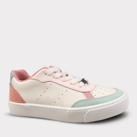 Dory Lace-Up Sneaker