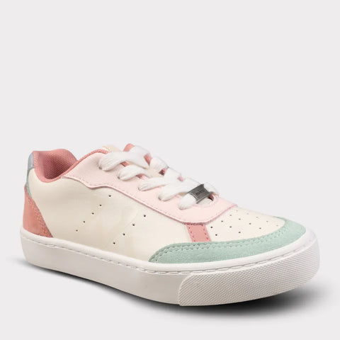 Dory Lace-Up Sneaker