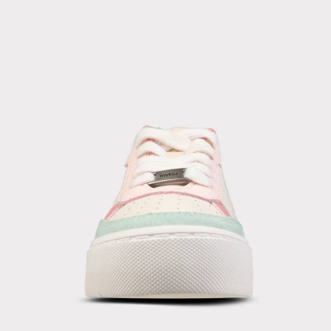 Dory Lace-Up Sneaker