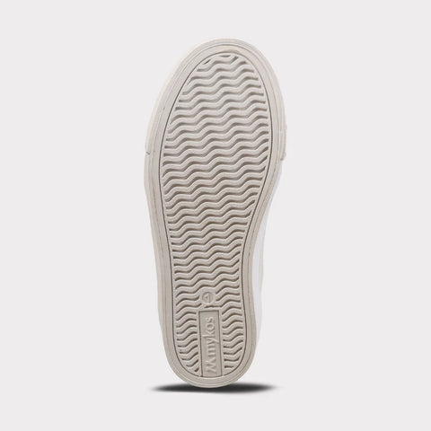 Dory Lace-Up Sneaker