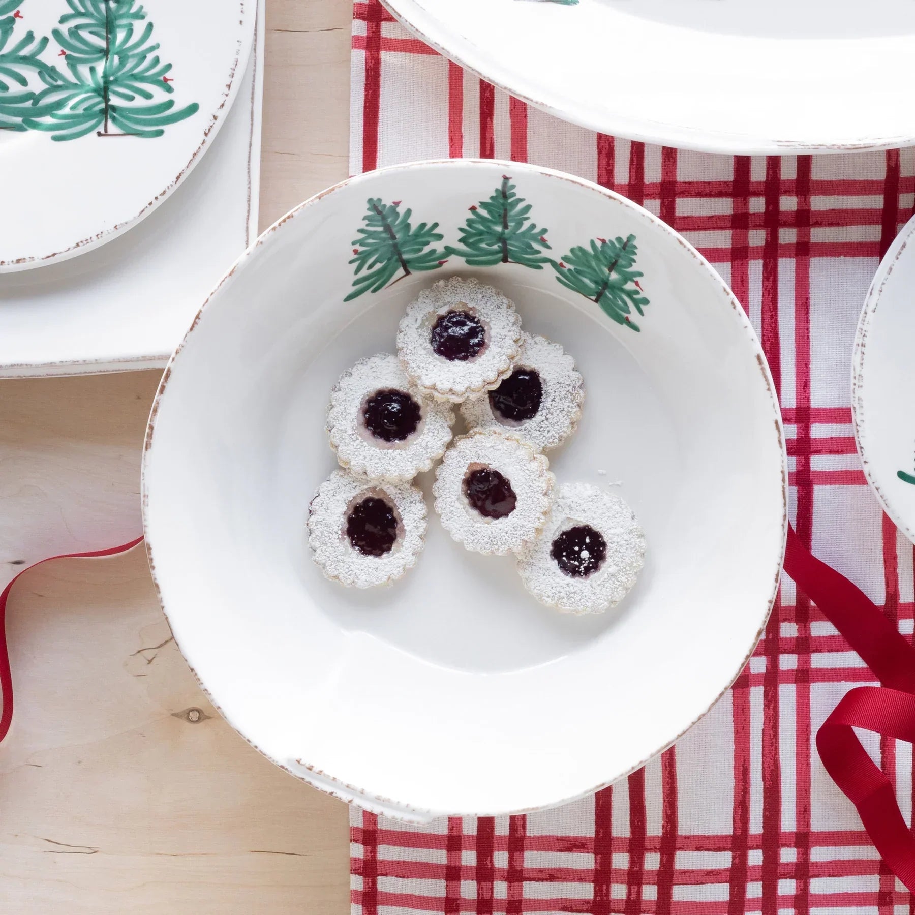  Vietri Melamine Lastra Holiday Large Shallow Serving Bowl - White/Green - Bonton