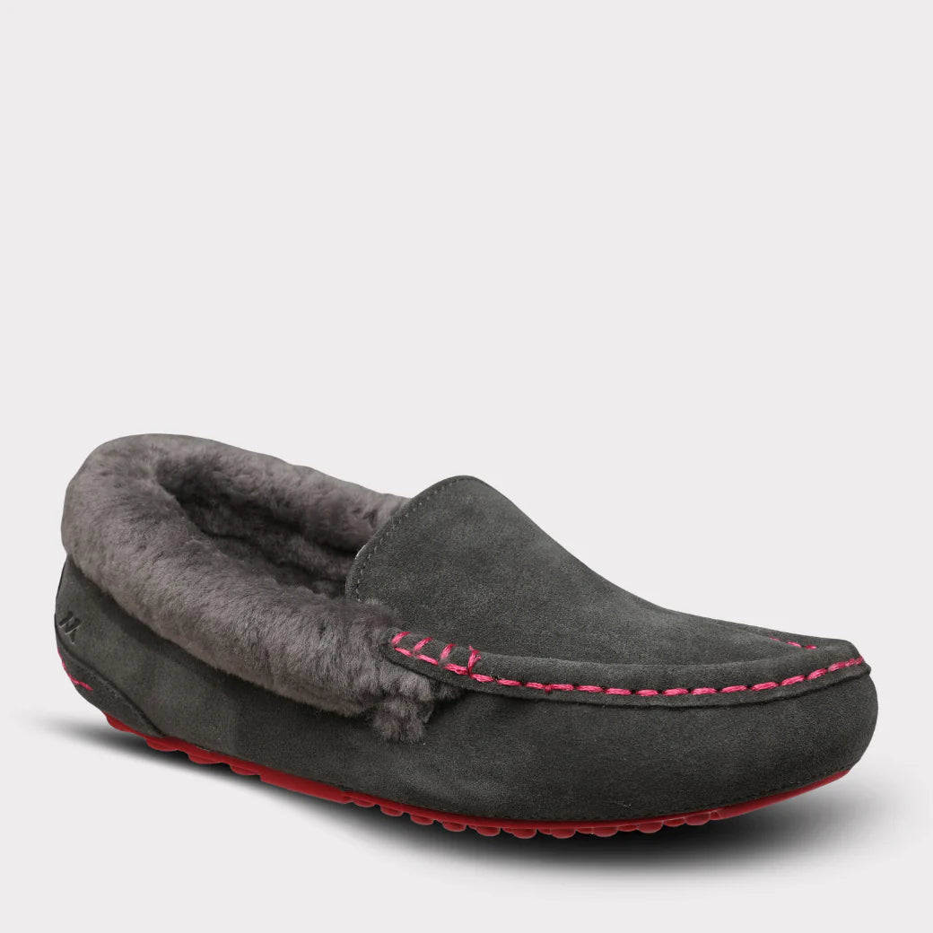  Mykos Aussie Moc Women's Slip-on Moccasin - Charcoal/Hot Pink - Bonton