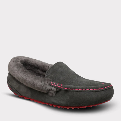 Aussie Moc Women's Slip-on Moccasin