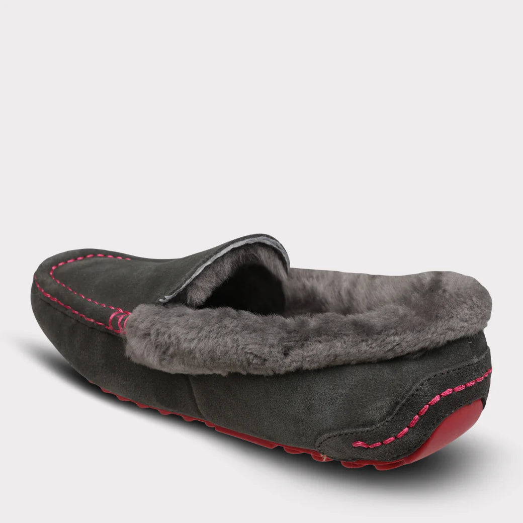  Mykos Aussie Moc Women's Slip-on Moccasin - Charcoal/Hot Pink - Bonton