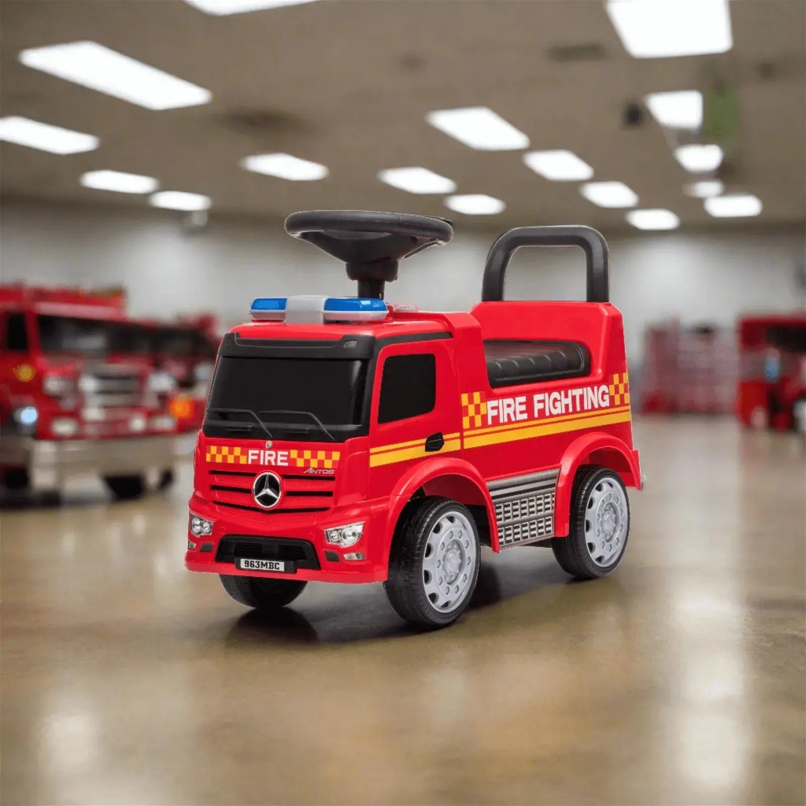  Freddo Mercedes Antos Kids' Foot to Floor Ride-On - Red - Bonton