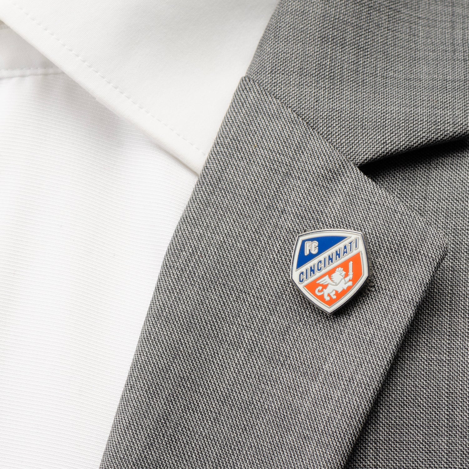  Cufflinks FC Cincinnati Cufflinks and Lapel Pin Gift Set - Default Title - Bonton