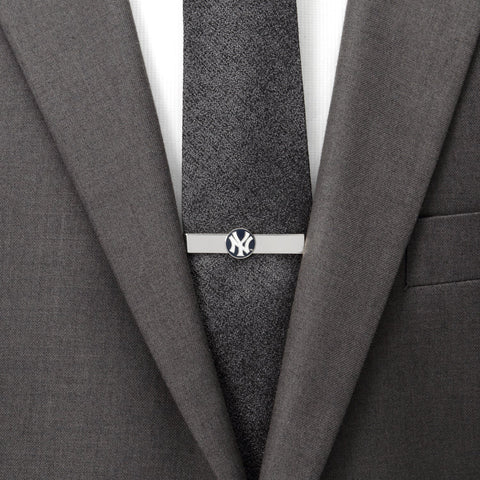 New York Yankees Cufflinks and Tie Bar Gift Set