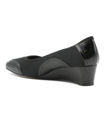 Peni Low Wedge Stretch Pump Black-Sp