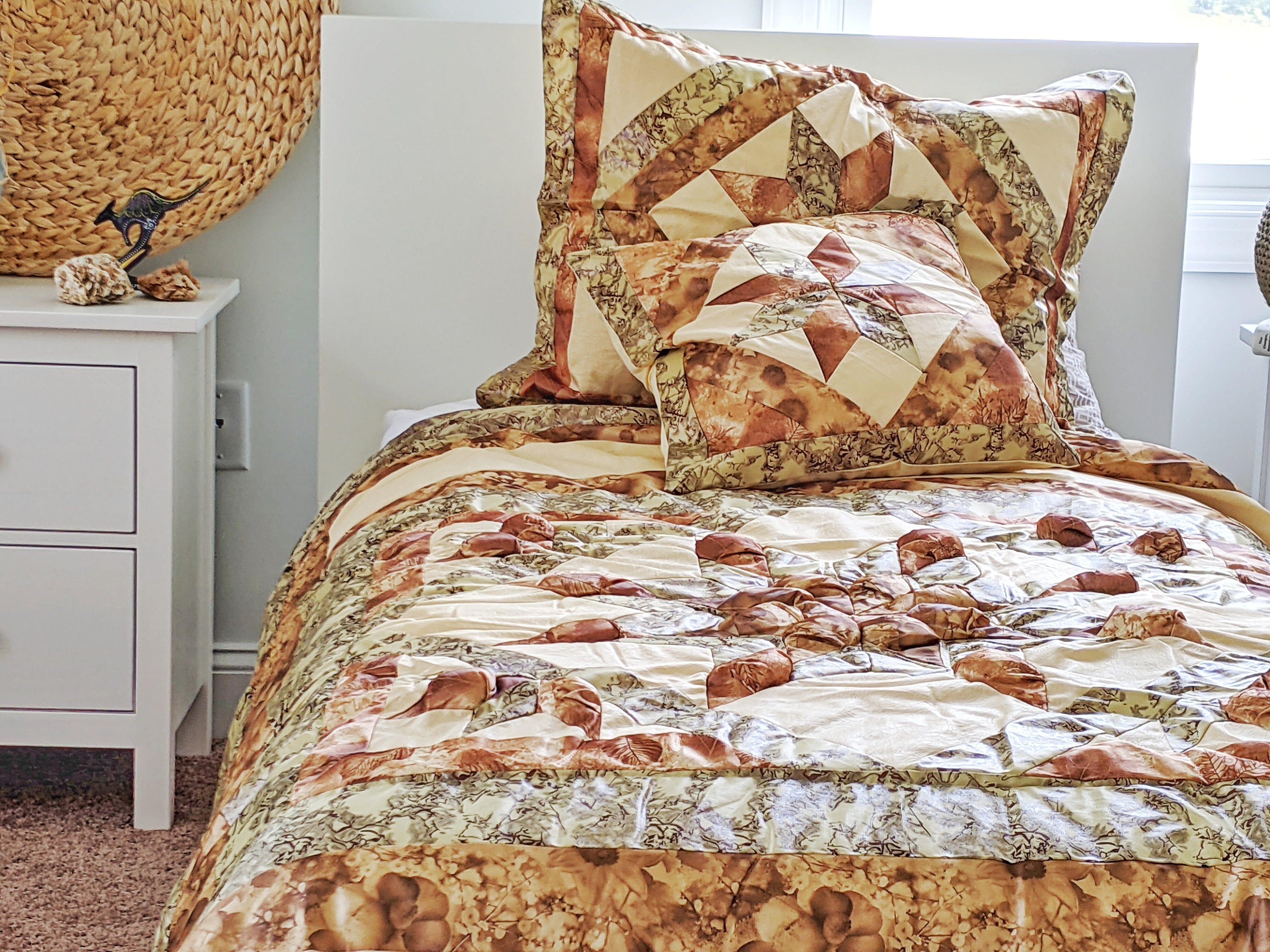  DaDa Bedding Collection DaDa Bedding Country Rustic Camo Earthy Floral Sandy Beige Green Comforter Set (BM6118L-1) by DaDa Bedding Collection - Twin - Bonton