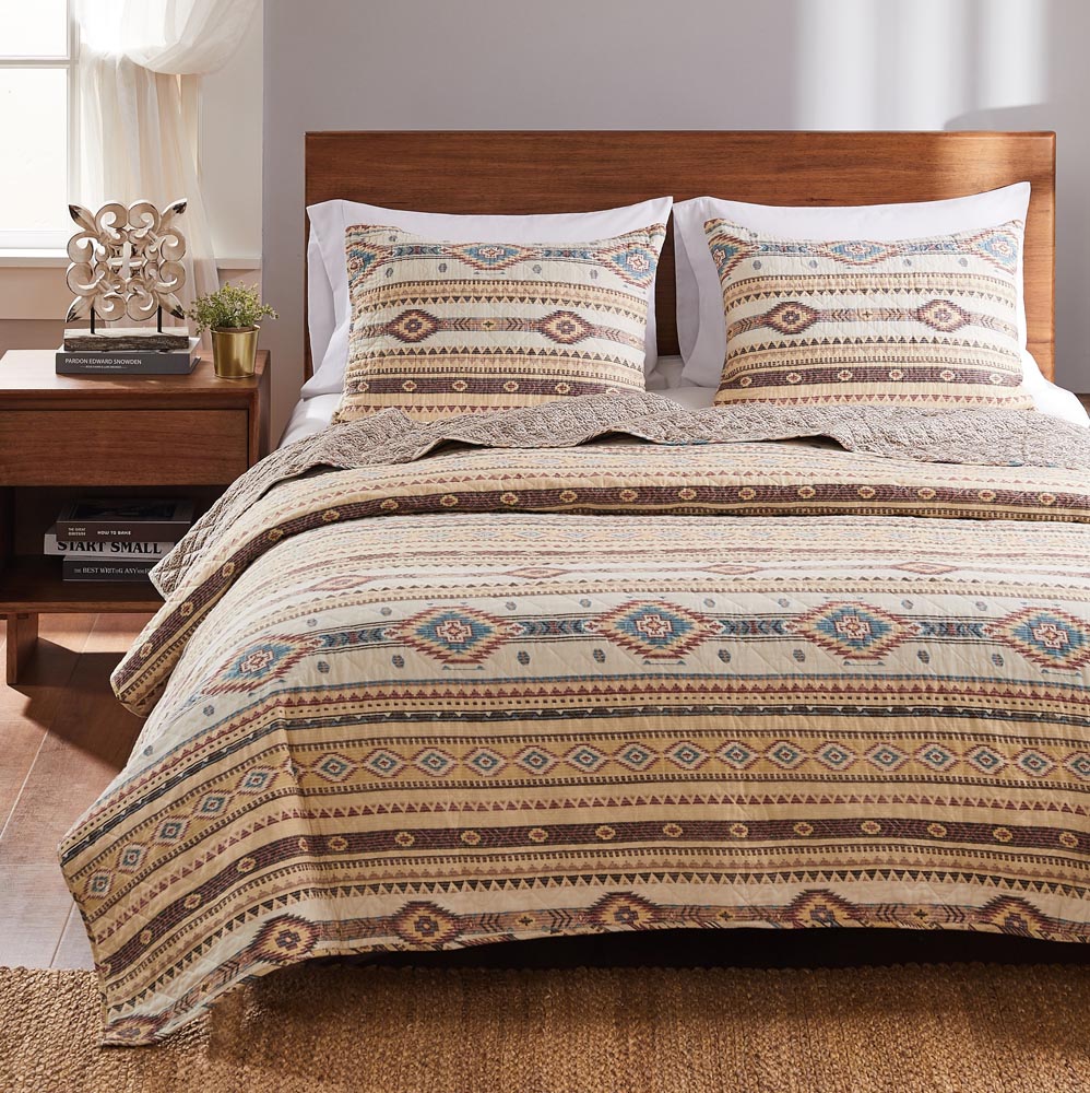  Greenland Home Fashions Phoenix Quilt Set - Tan - Bonton