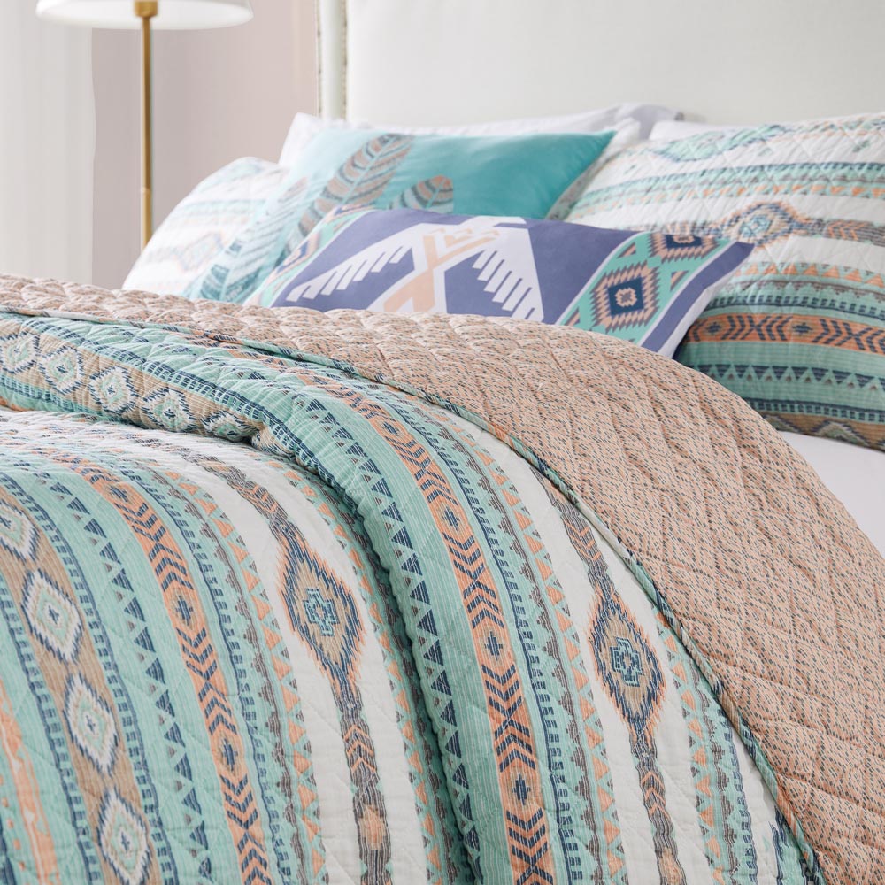  Greenland Home Fashions Phoenix Quilt Set - Turquoise - Bonton