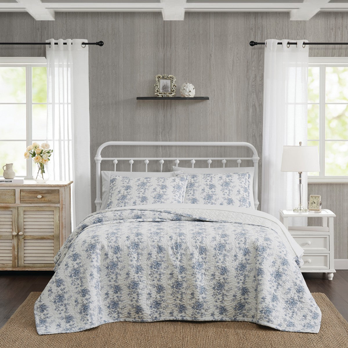  The Farmhouse by Rachel Ashwell British Rose Quilt Set - Multiple - Bonton