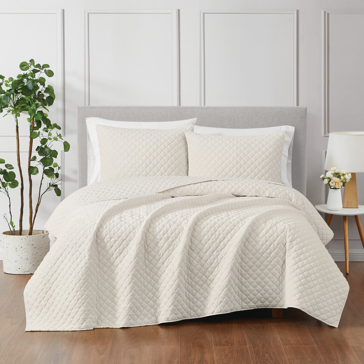  Royal Velvet Diamond Velvet Quilt Set - Ivory - Bonton