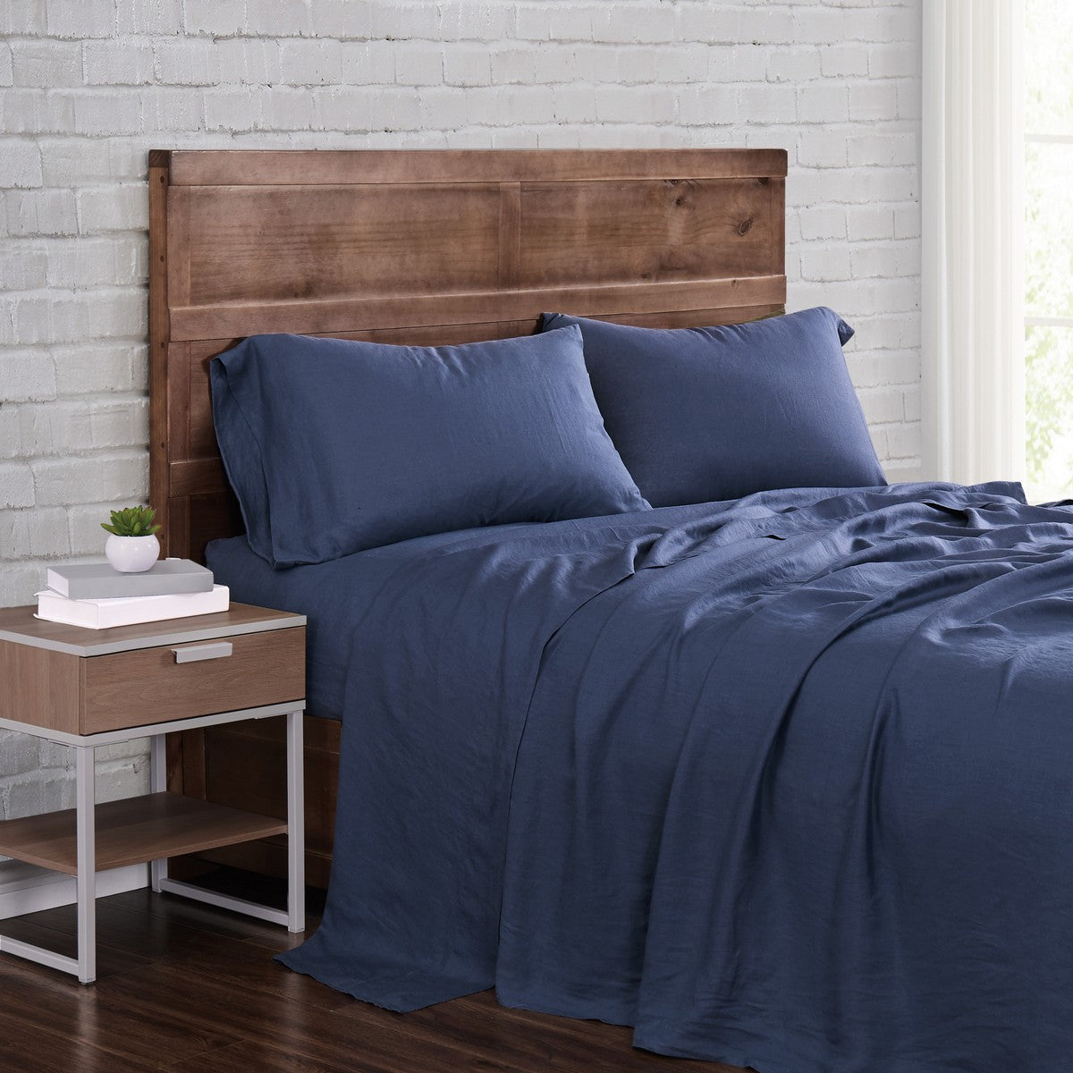  Brooklyn Loom Linen Sheet Set Navy - Navy - Bonton