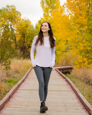 WOMEN'S RELAXED SCALLOP TOP (2015)