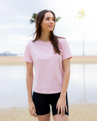 WOMEN'S RELAXED SHORT SLEEVE CREW (1101)