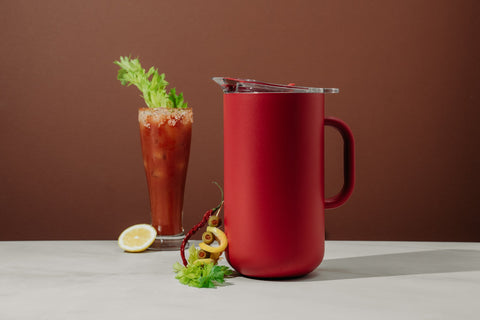 Served Vacuum-Insulated Pitcher (2L) - Strawberry