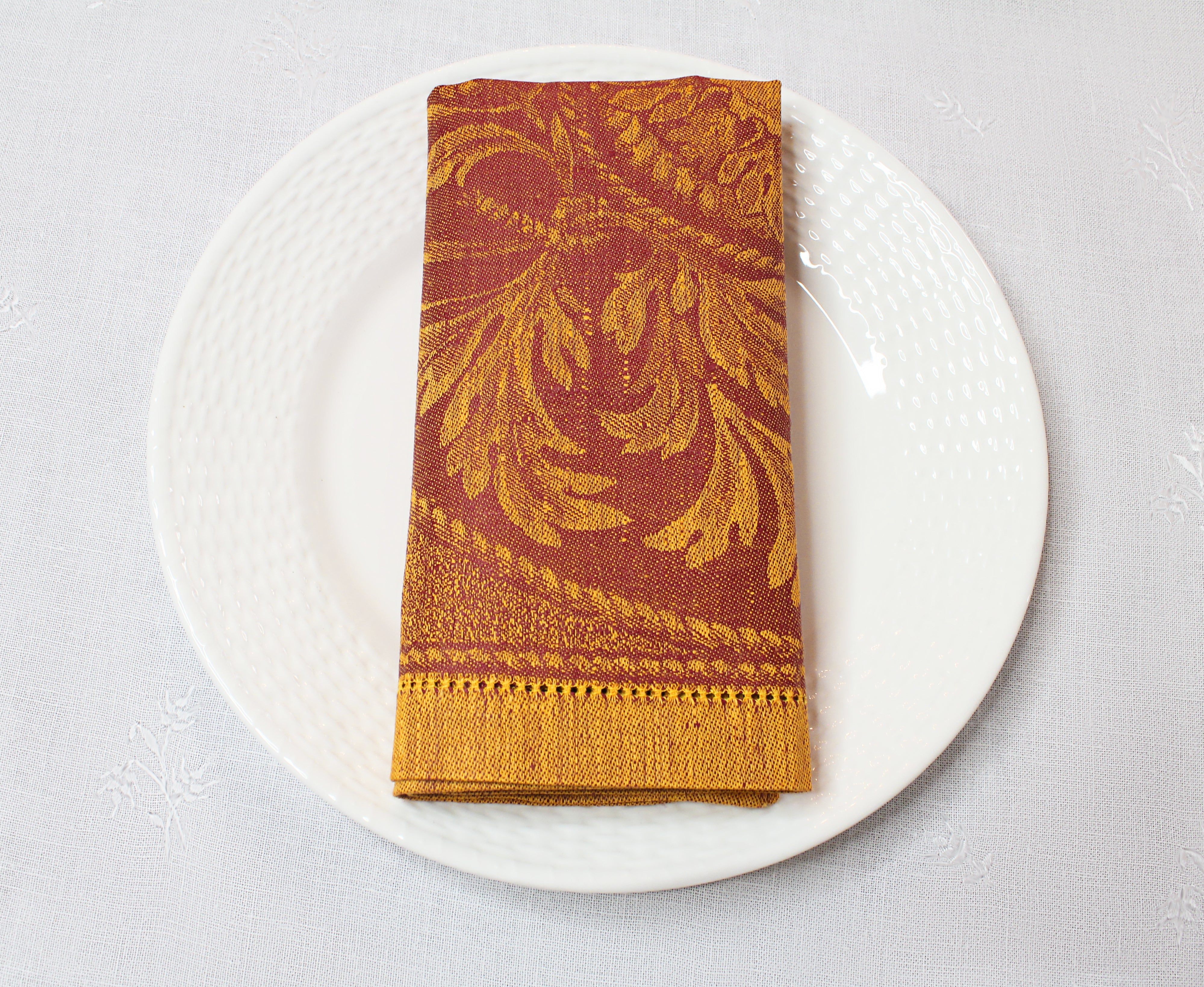  French Home Renaissance Set of 6 Linen Napkins - Warm Sienna and Saffron - Default Title - Bonton